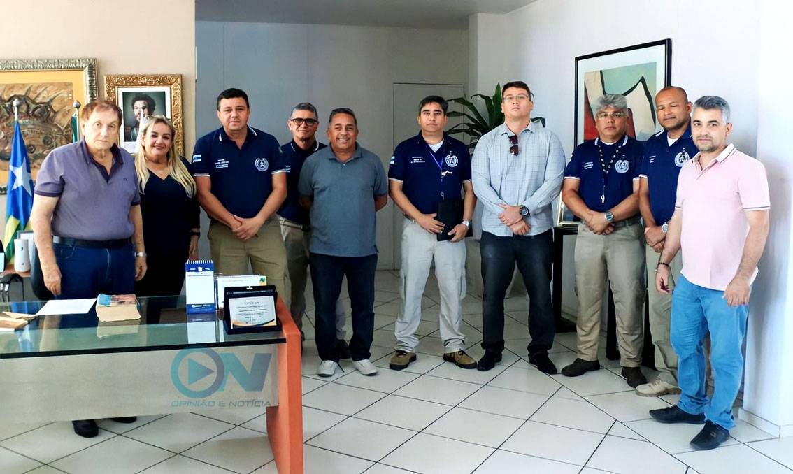 Qual impacto do encerramento das atividades das escolas cívico-militares no Piauí?